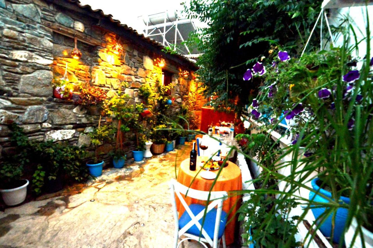 Sirincem Pension Selçuk Bagian luar foto