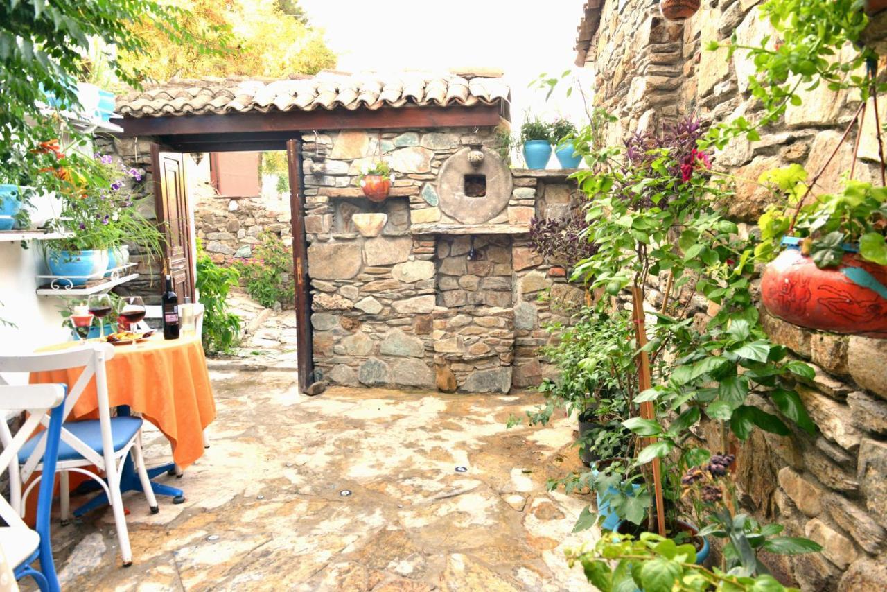Sirincem Pension Selçuk Bagian luar foto
