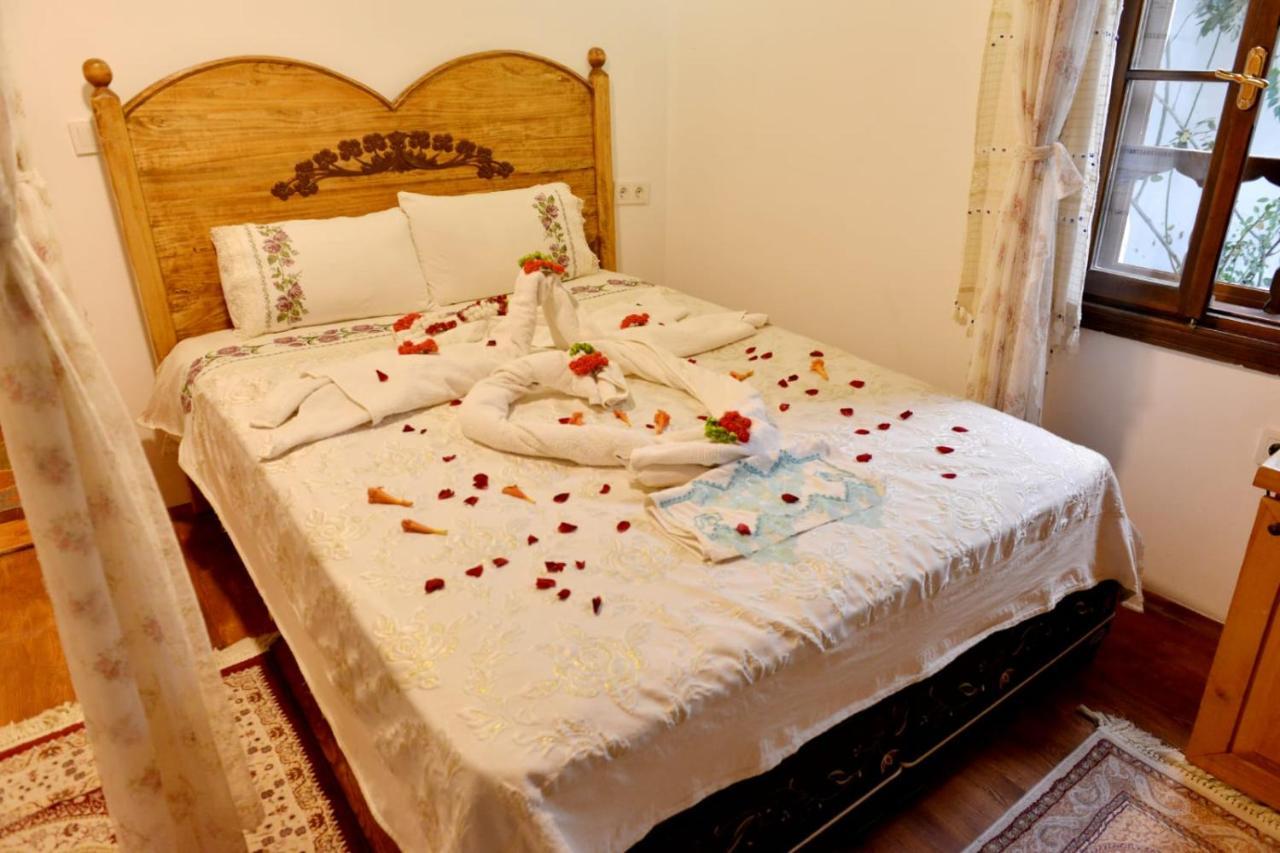 Sirincem Pension Selçuk Bagian luar foto