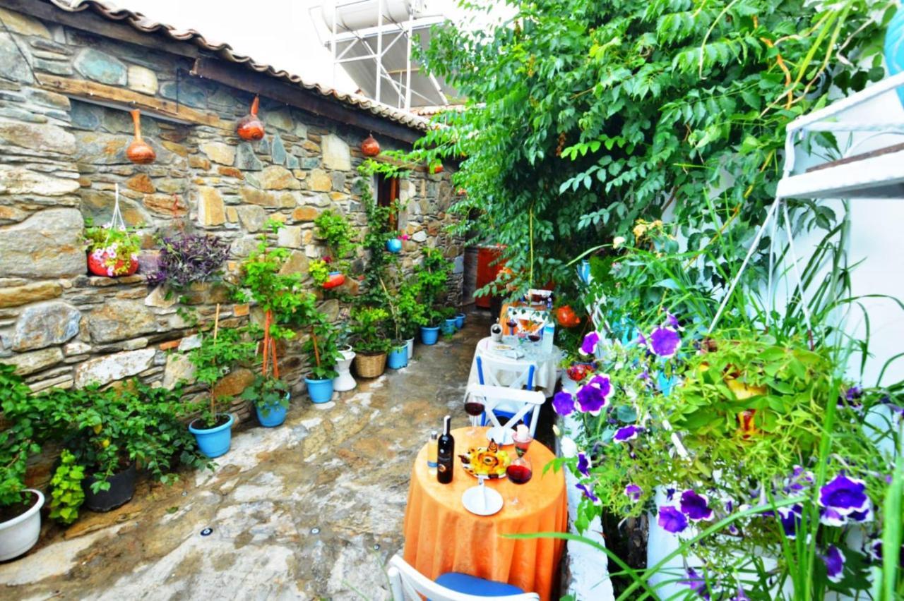 Sirincem Pension Selçuk Bagian luar foto