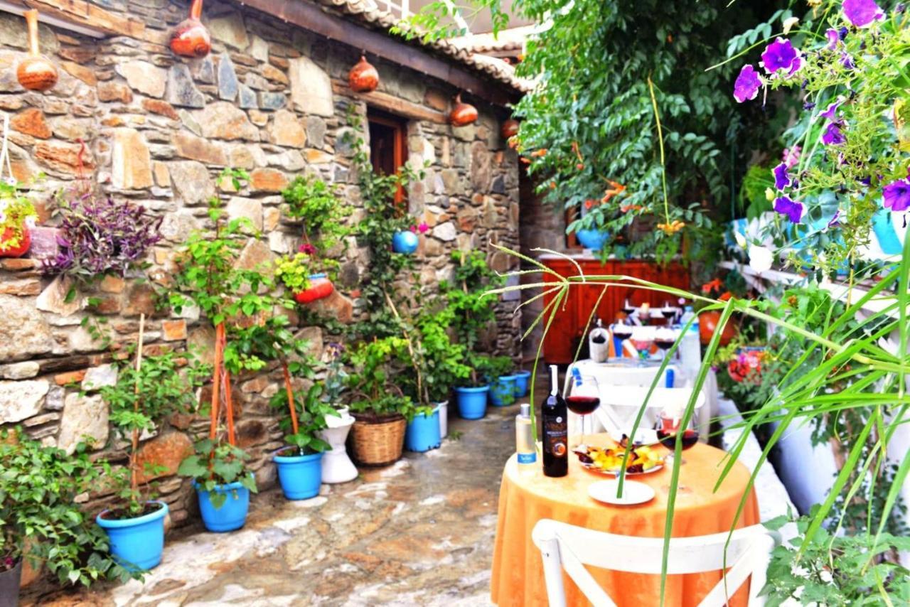 Sirincem Pension Selçuk Bagian luar foto